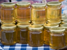 honning på glas